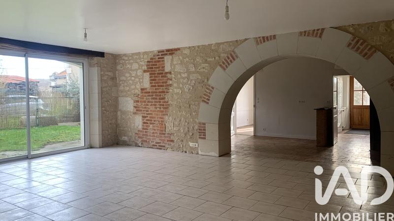 Maison - 256 m² - 9 pièces