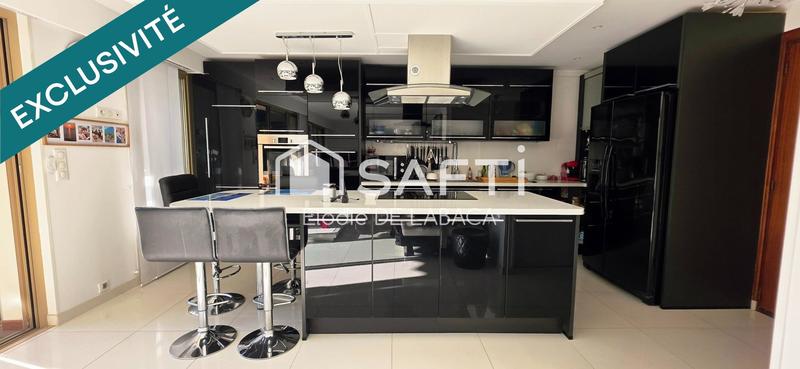 Appartement - 102 m² - 3 pièces