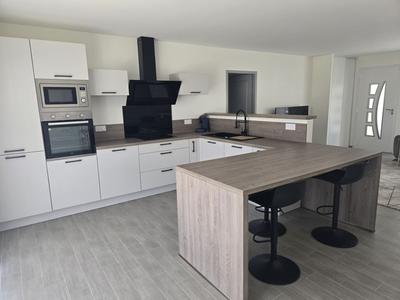 Maison - 95 m² - 7 pièces