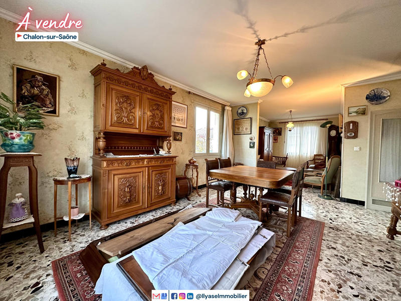 Maison - 136 m² - 6 pièces