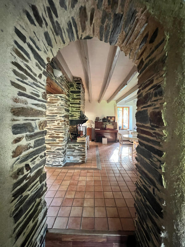 Propriété - 328 m² - 11 pièces