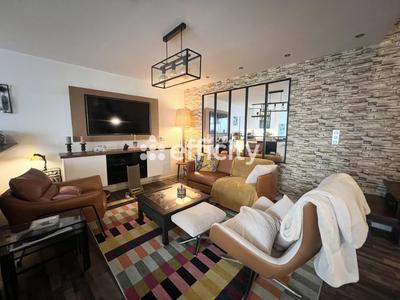 Maison - 107 m² - 5 pièces