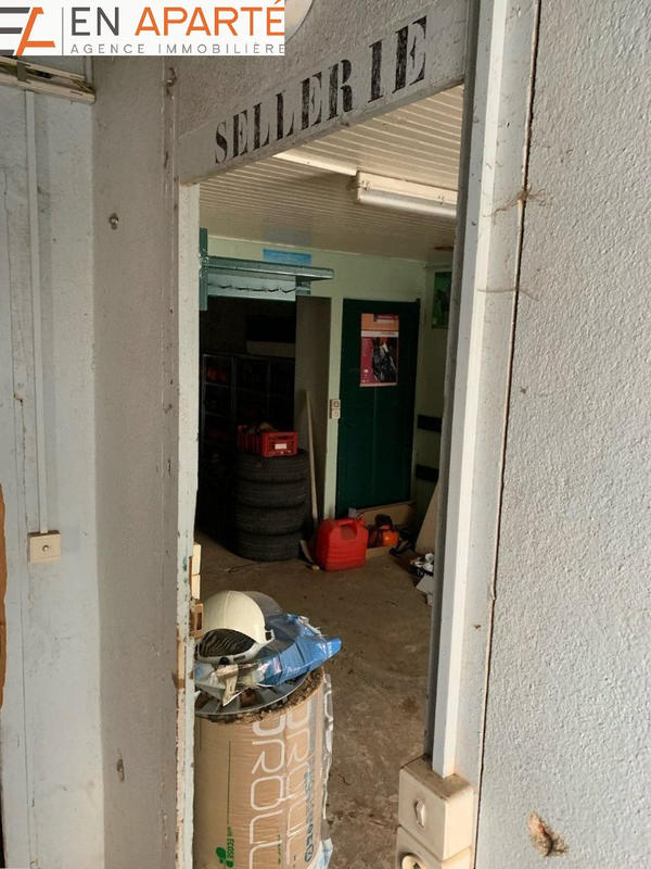 Maison - 288 m² - 6 pièces