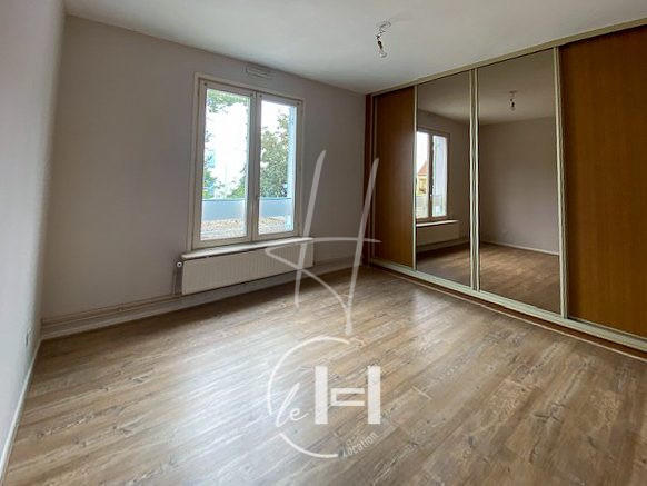 Appartement - 88 m² - 4 pièces