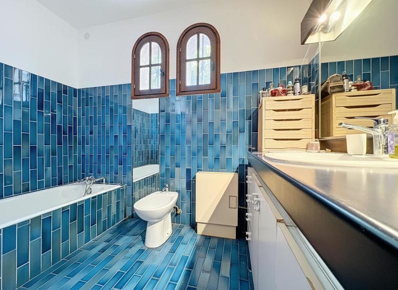 Maison - 162 m² - 6 pièces