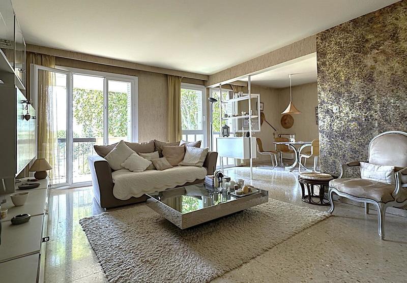 Appartement - 80 m² - 3 pièces