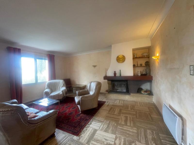 Maison - 143 m² - 6 pièces