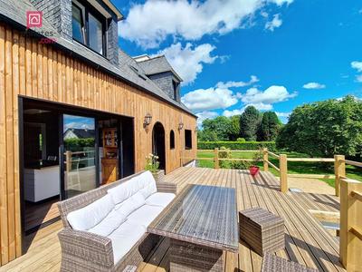 Maison - 150 m² - 8 pièces