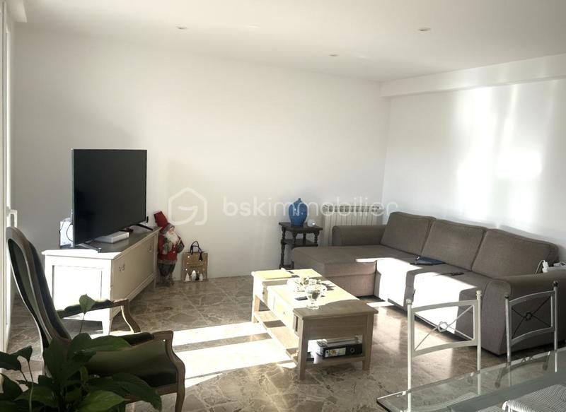 Appartement - 83 m² - 3 pièces