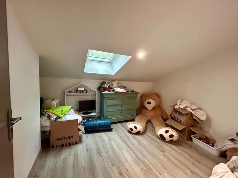 Maison - 121 m² - 4 pièces