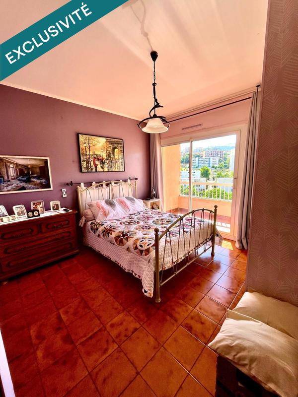 Appartement - 117 m² - 4 pièces