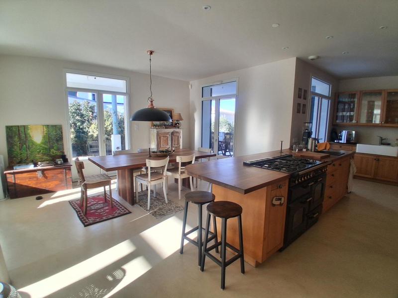 Villa - 177 m² - 7 pièces