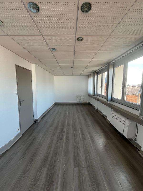 Bureau - 50 m² - 3 pièces