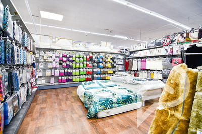 Fonds de commerce - 1 334 m²