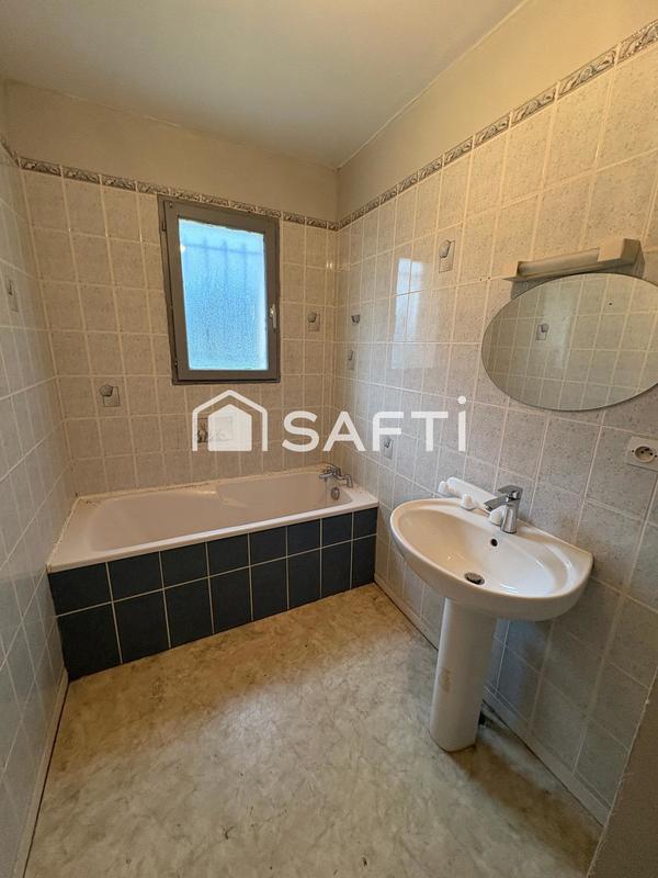 Maison - 90 m² - 4 pièces