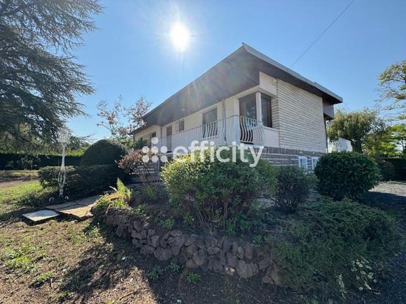 Maison - 200 m² - 8 pièces