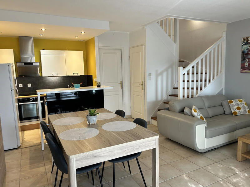 Maison traditionnelle - 69 m² - 4 pièces