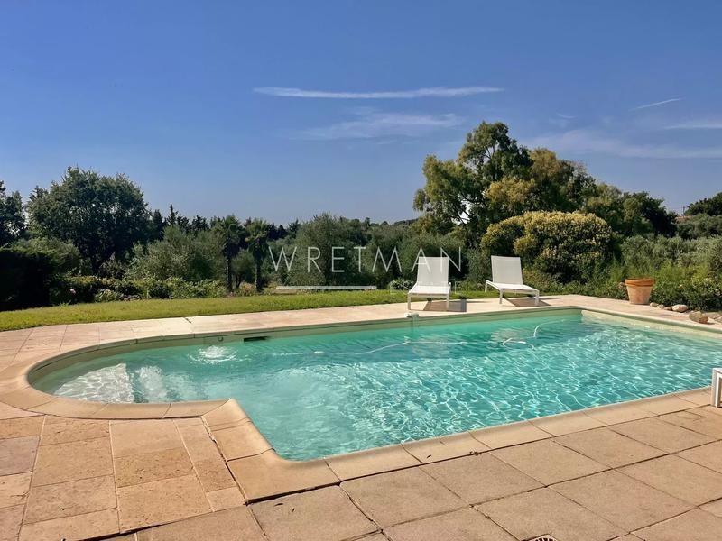 Maison - 158 m² - 6 pièces