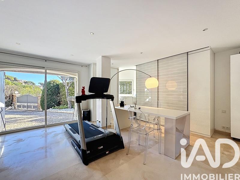 Maison - 295 m² - 7 pièces