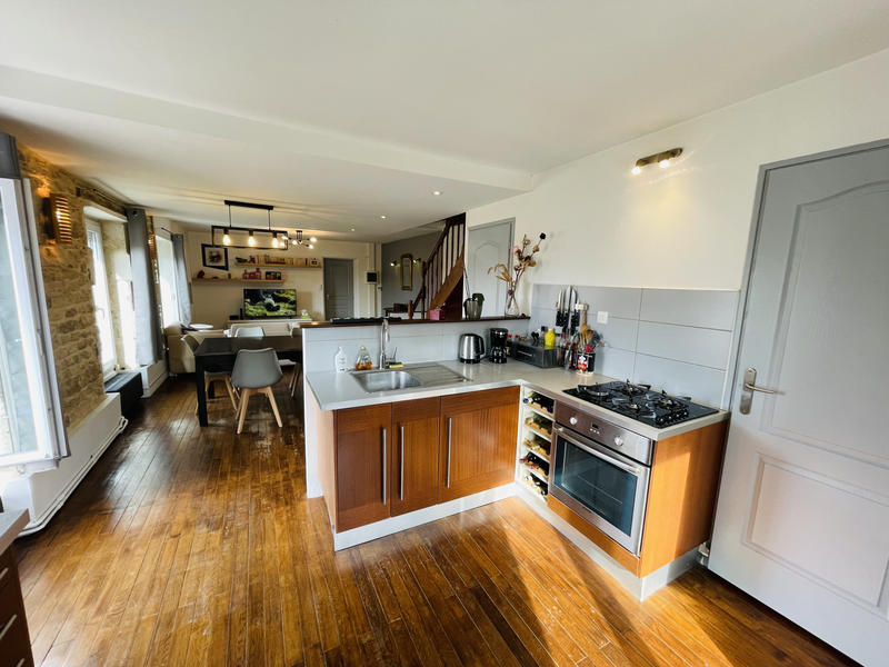 Appartement - 84 m² - 4 pièces