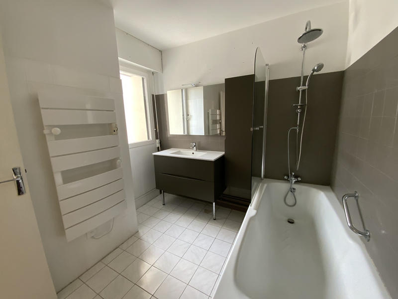 Appartement - 103 m² - 5 pièces