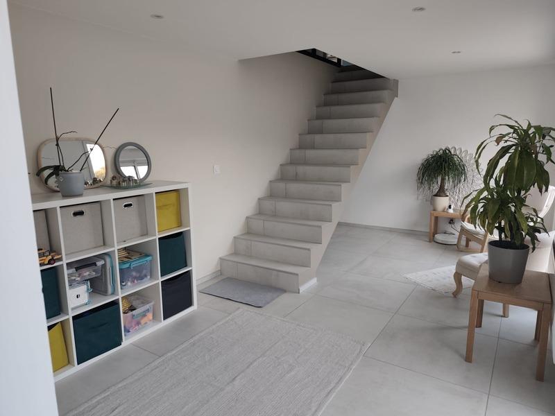 Maison - 205 m² - 9 pièces