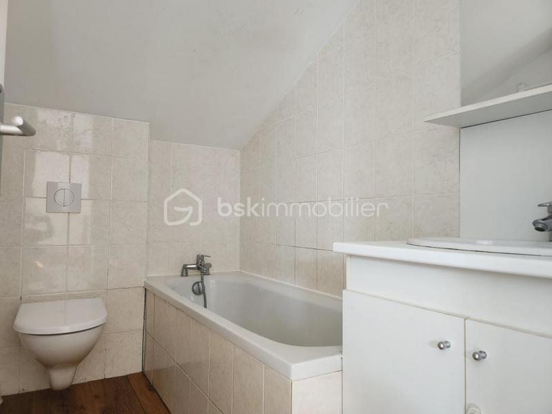 Maison traditionnelle - 91 m² - 4 pièces