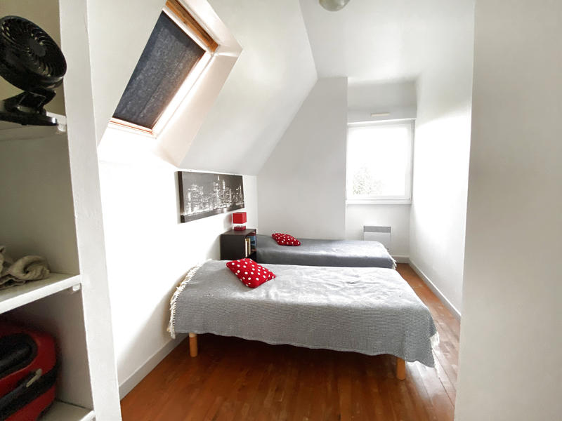 Maison - 162 m² - 9 pièces