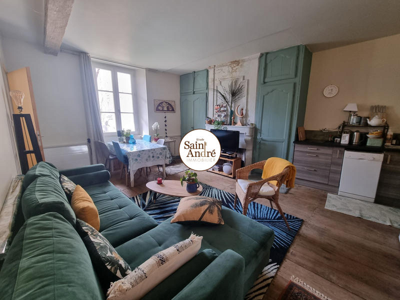 Maison - 427 m² - 13 pièces