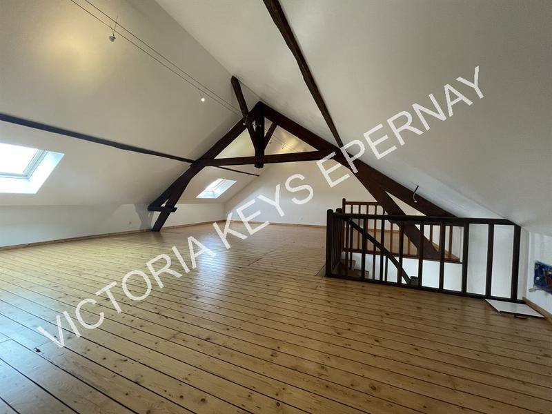 Maison ancienne - 206 m² - 6 pièces