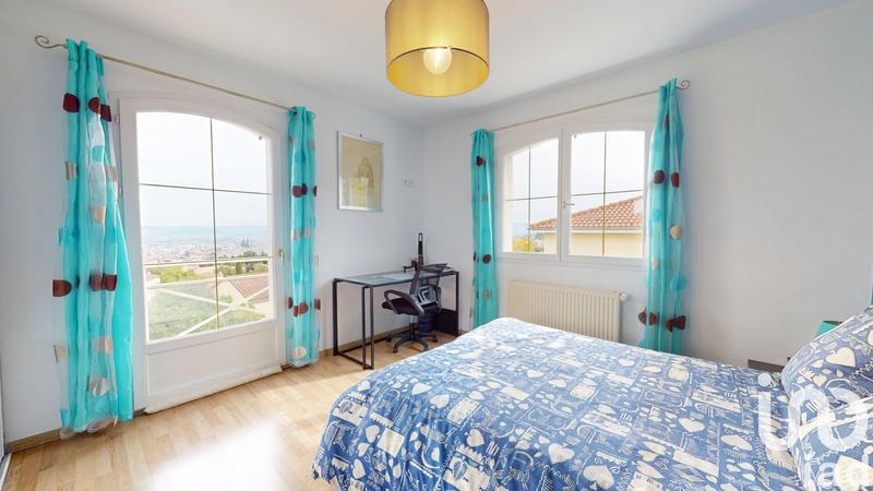 Maison - 155 m² - 5 pièces