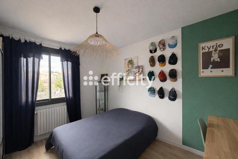 Villa - 175 m² - 6 pièces