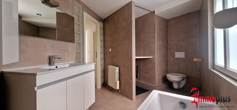 Appartement - 71 m² - 5 pièces