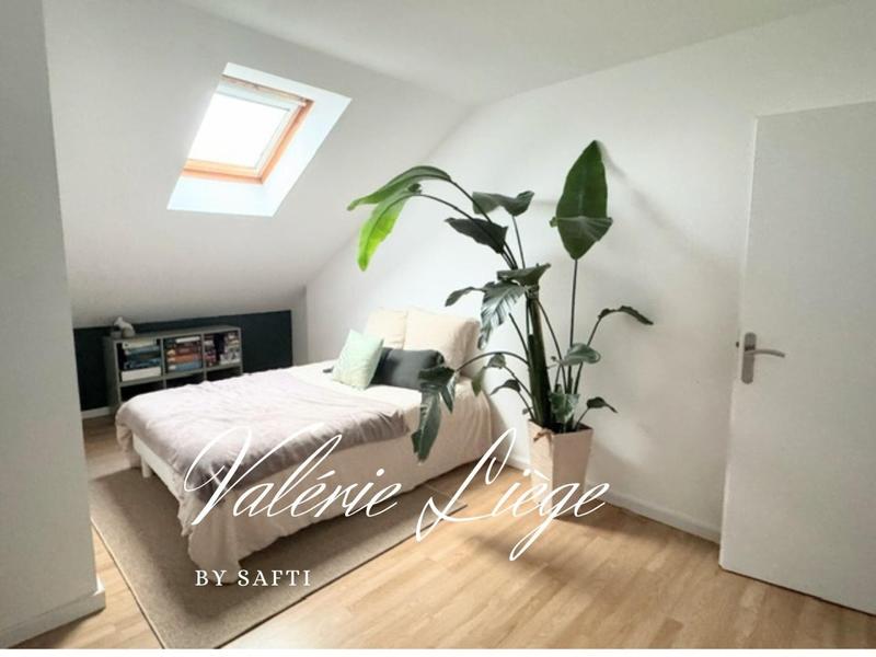 Appartement - 120 m² - 7 pièces