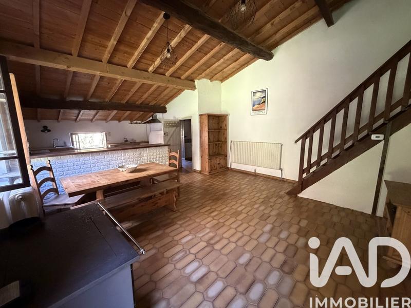 Maison - 320 m² - 10 pièces
