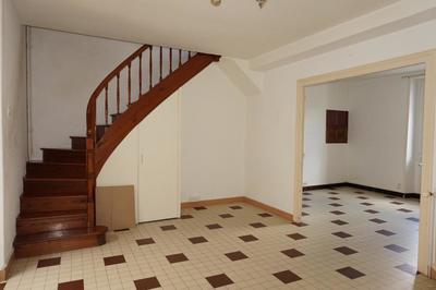 Maison - 102 m² - 6 pièces