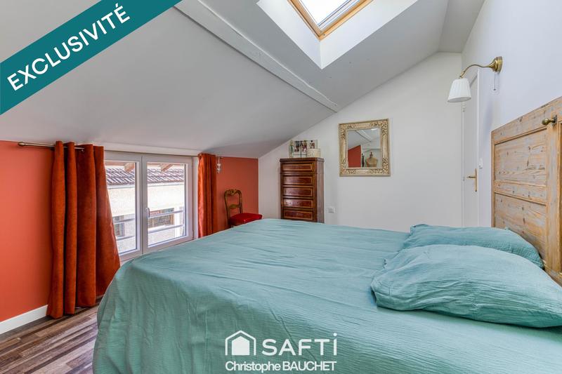 Maison - 252 m² - 5 pièces