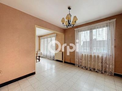 Maison - 102 m² - 5 pièces