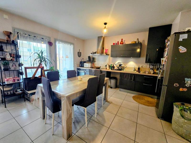 Appartement - 75 m² - 3 pièces