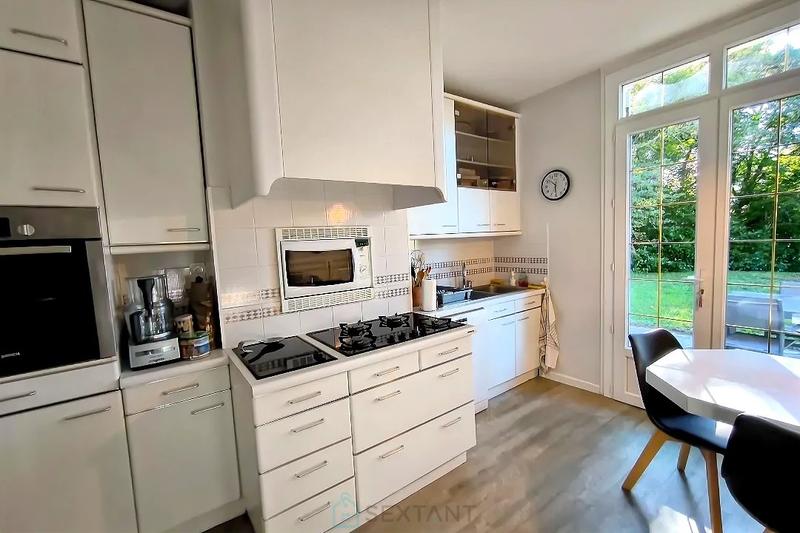 Maison - 160 m² - 5 pièces