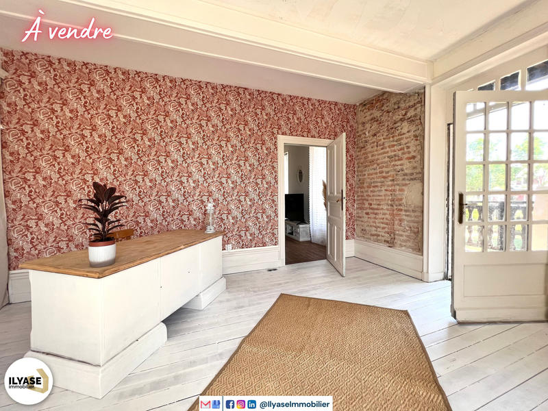 Maison - 356 m² - 11 pièces