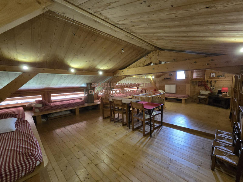 Châlet - 188 m² - 7 pièces