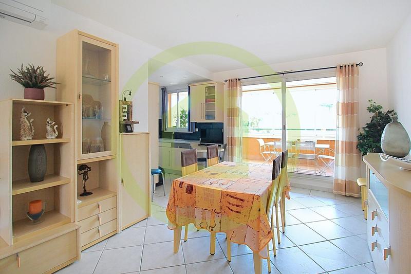 Appartement - 95 m² - 4 pièces