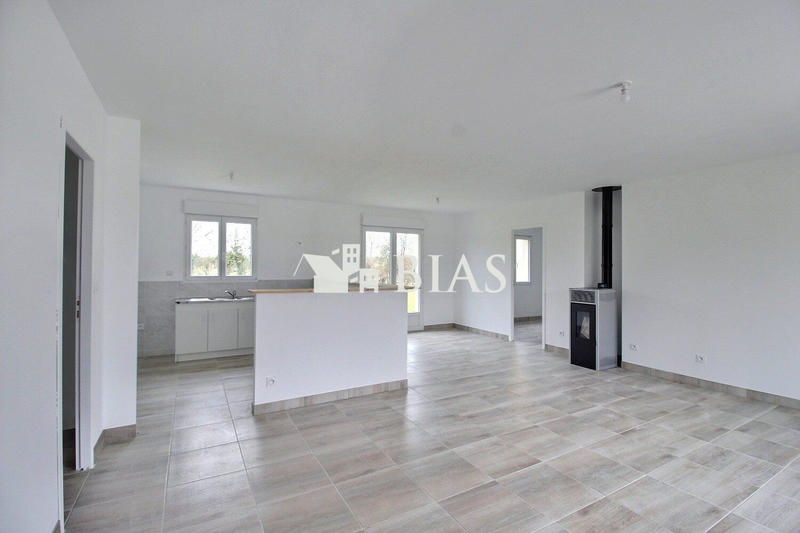 Maison - 95 m² - 4 pièces