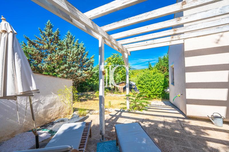 Maison - 111 m² - 4 pièces