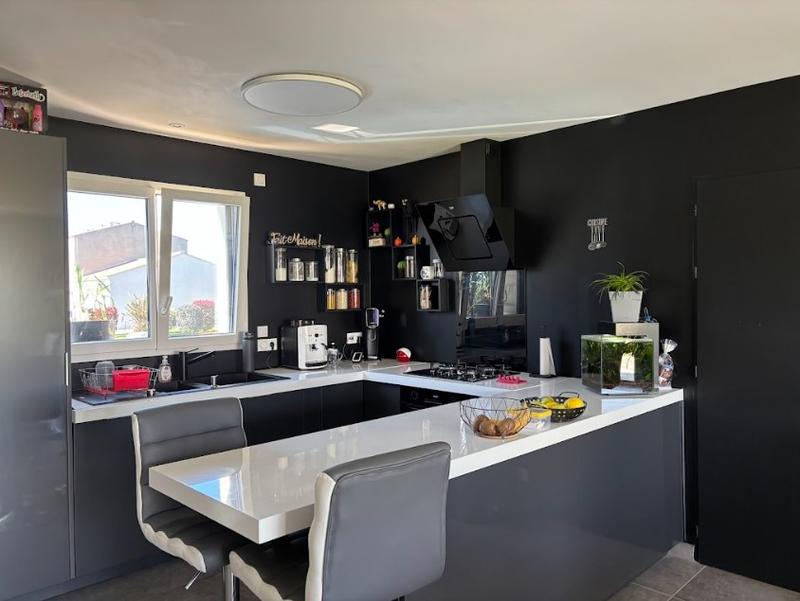 Maison - 77 m² - 3 pièces