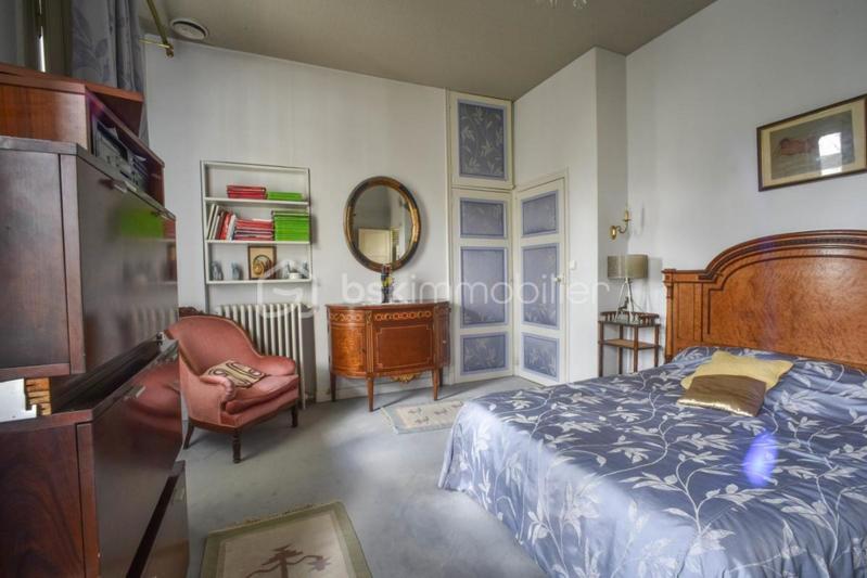 Maison - 214 m² - 8 pièces