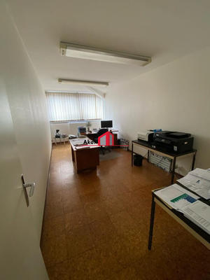 Local commercial - 970 m²