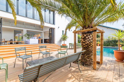 Maison - 290 m² - 8 pièces