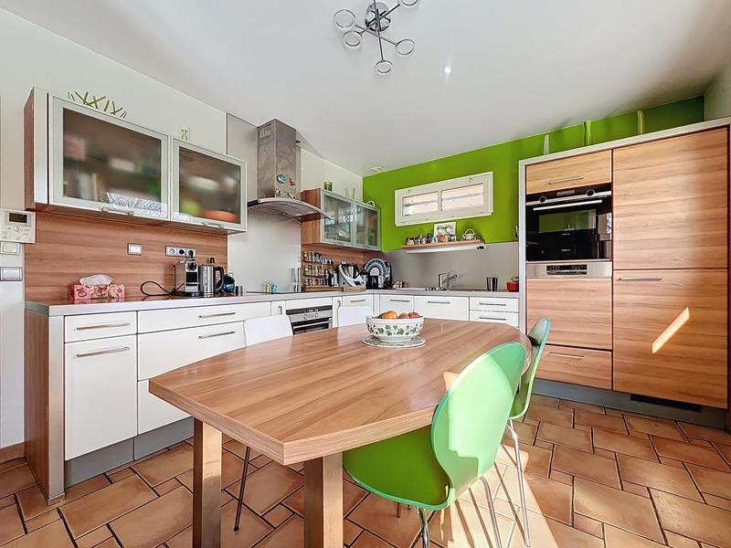 Maison - 196 m² - 7 pièces